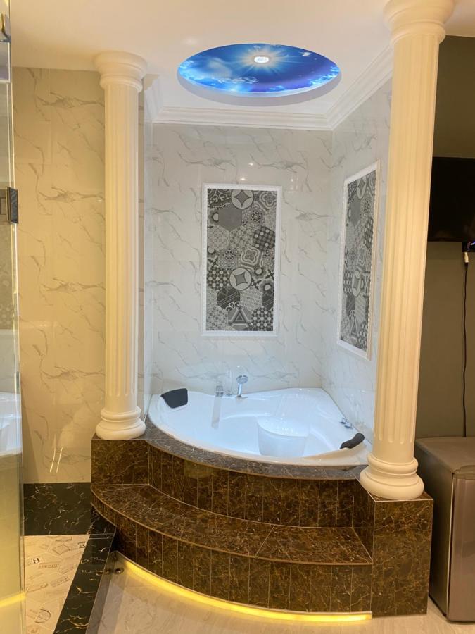 Phuoc Hung 1 Hotel หวินห์ลอง ภายนอก รูปภาพ